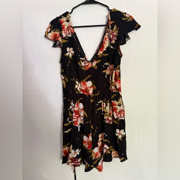 Xhilaration Black Floral Romper for Women Size Small - Picture 3 of 3